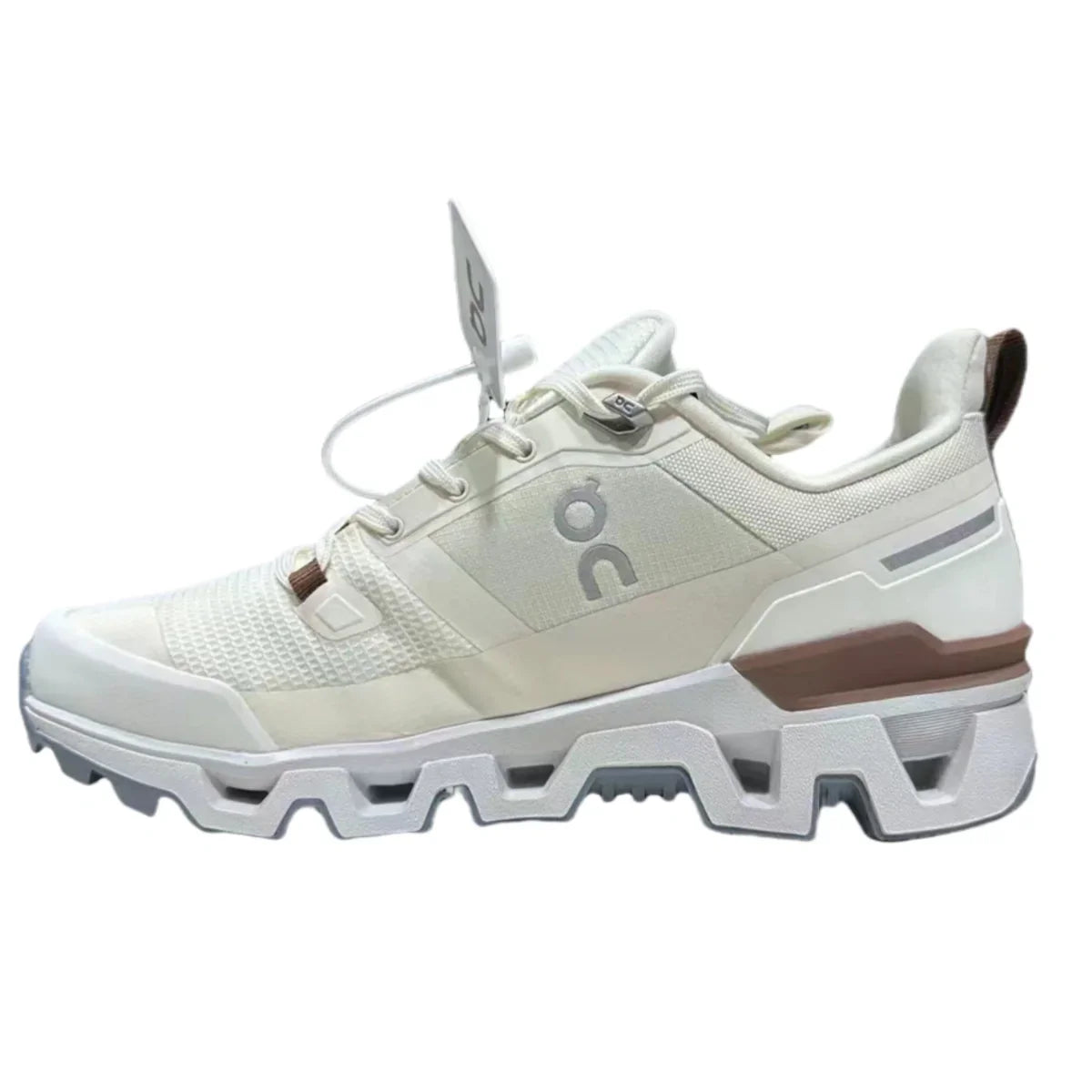 On Cloudwander Waterproof Women's White/Sand