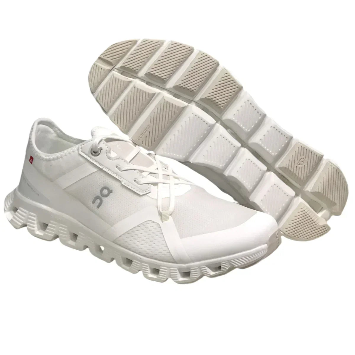 On Cloud X 3 Ad Women’s white