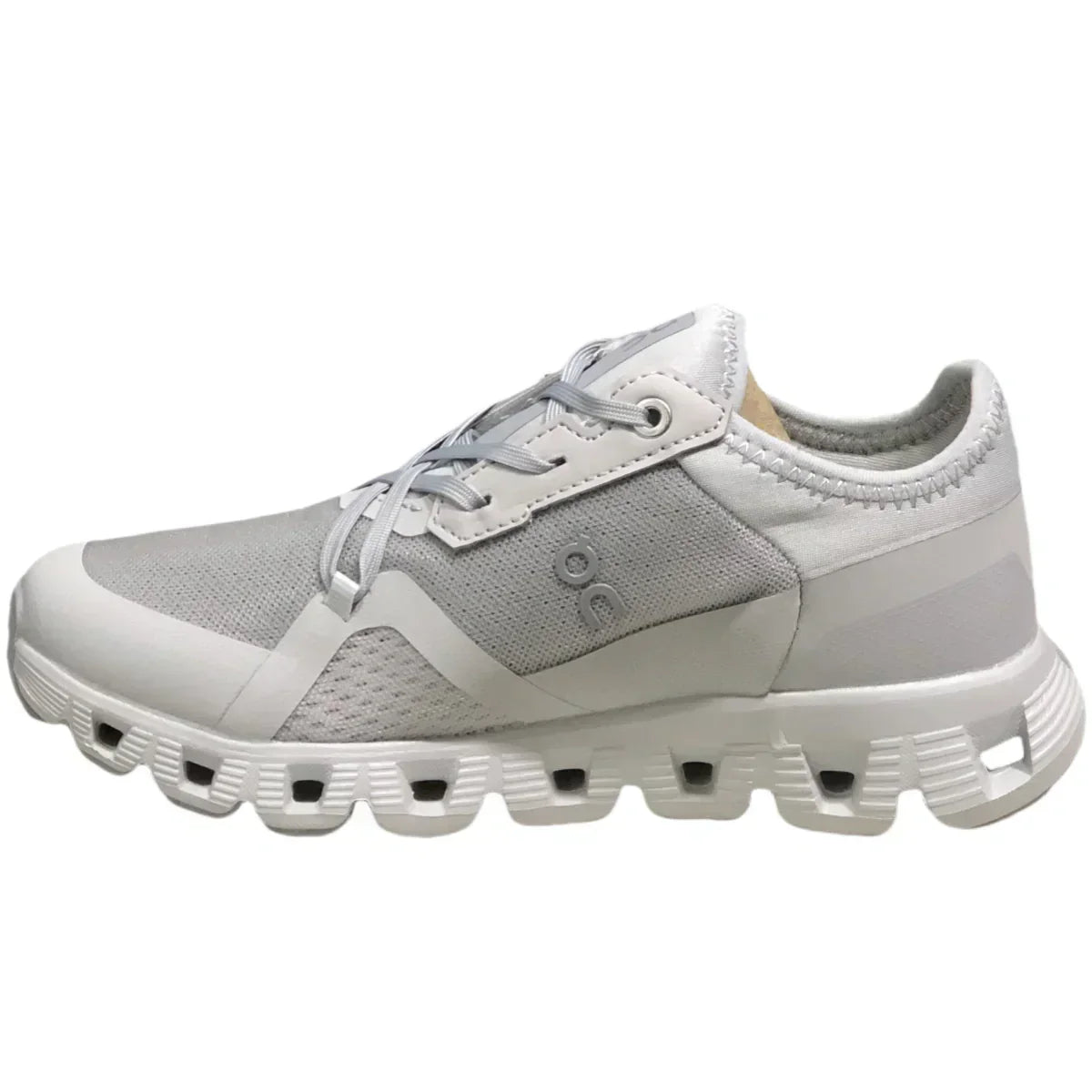 On Cloud X 3 Ad Women’s Glacier ash alloy ash